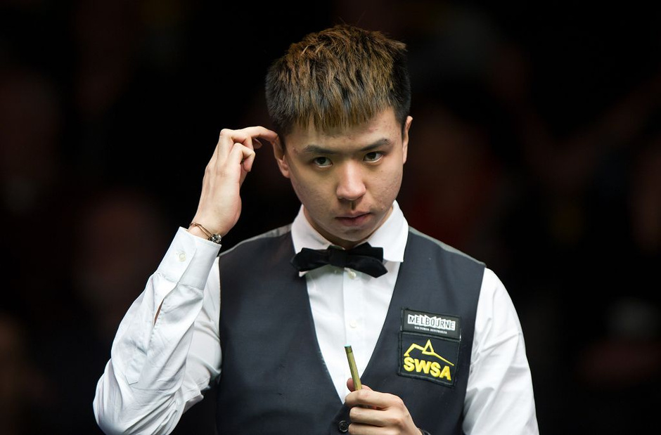 足球场上的 足球场上的